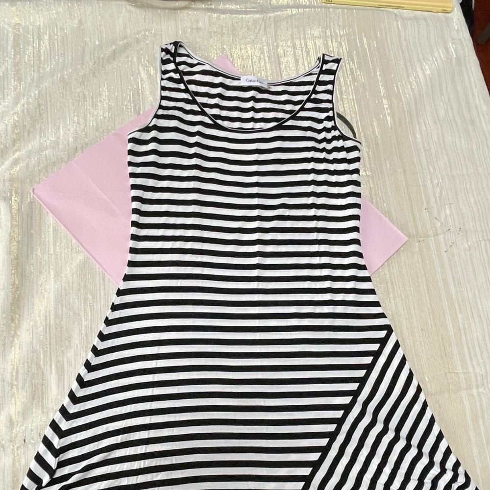 Calvin Klein stripped dress Sz 8 Exc